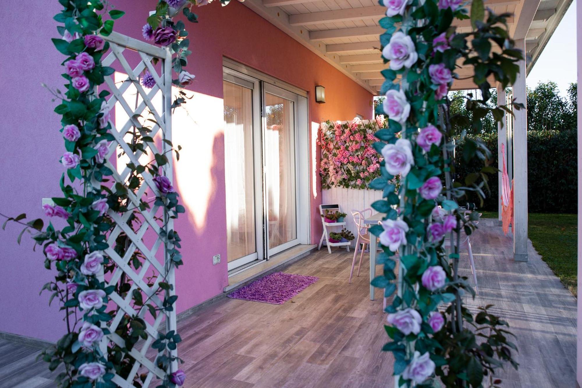 Villetta Tinmar Barbie House فيرونا المظهر الخارجي الصورة